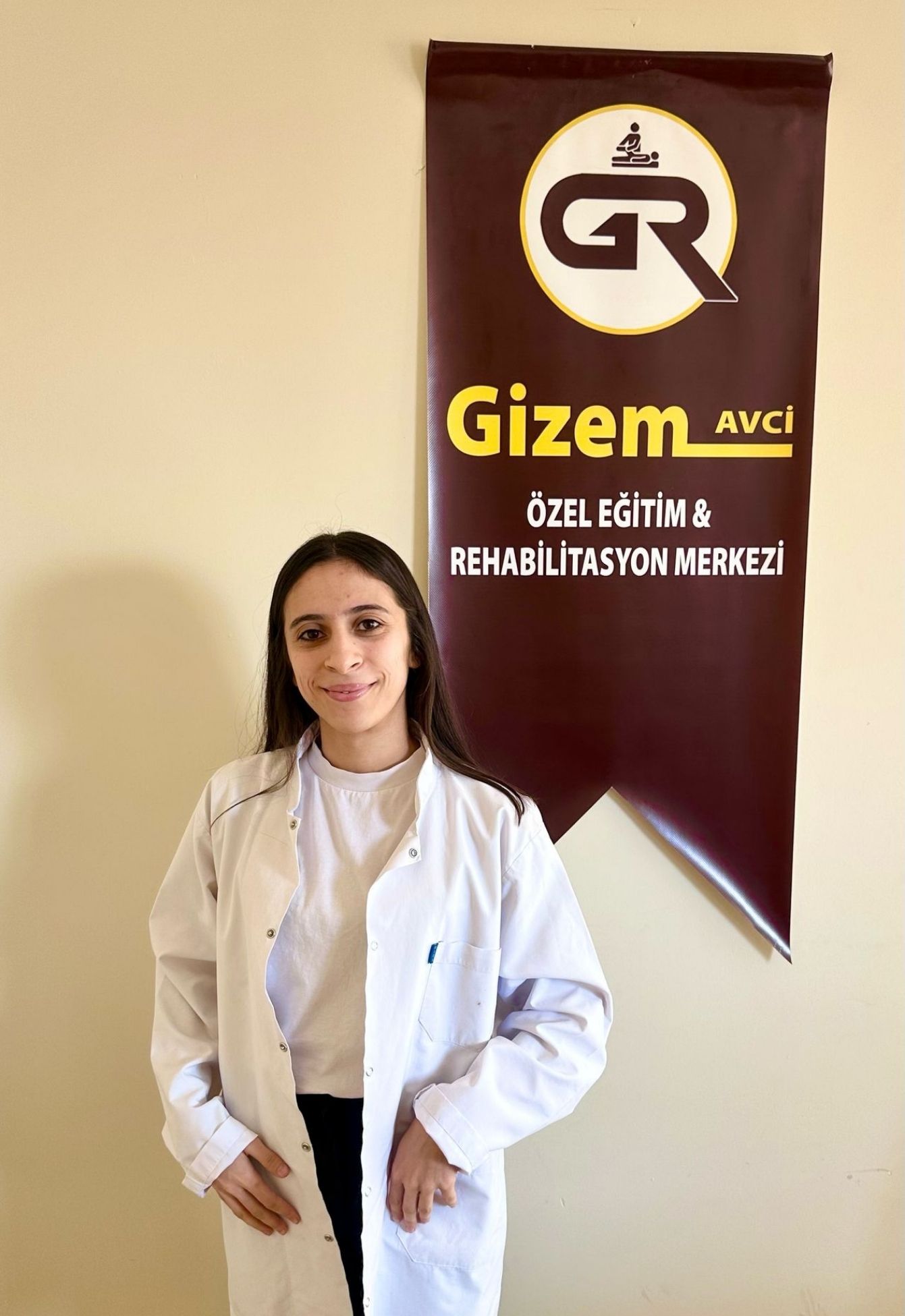 Ayşenur YILDIZOĞLU ÖZEL EĞİTİM UZMAN ÖĞRETİCİ