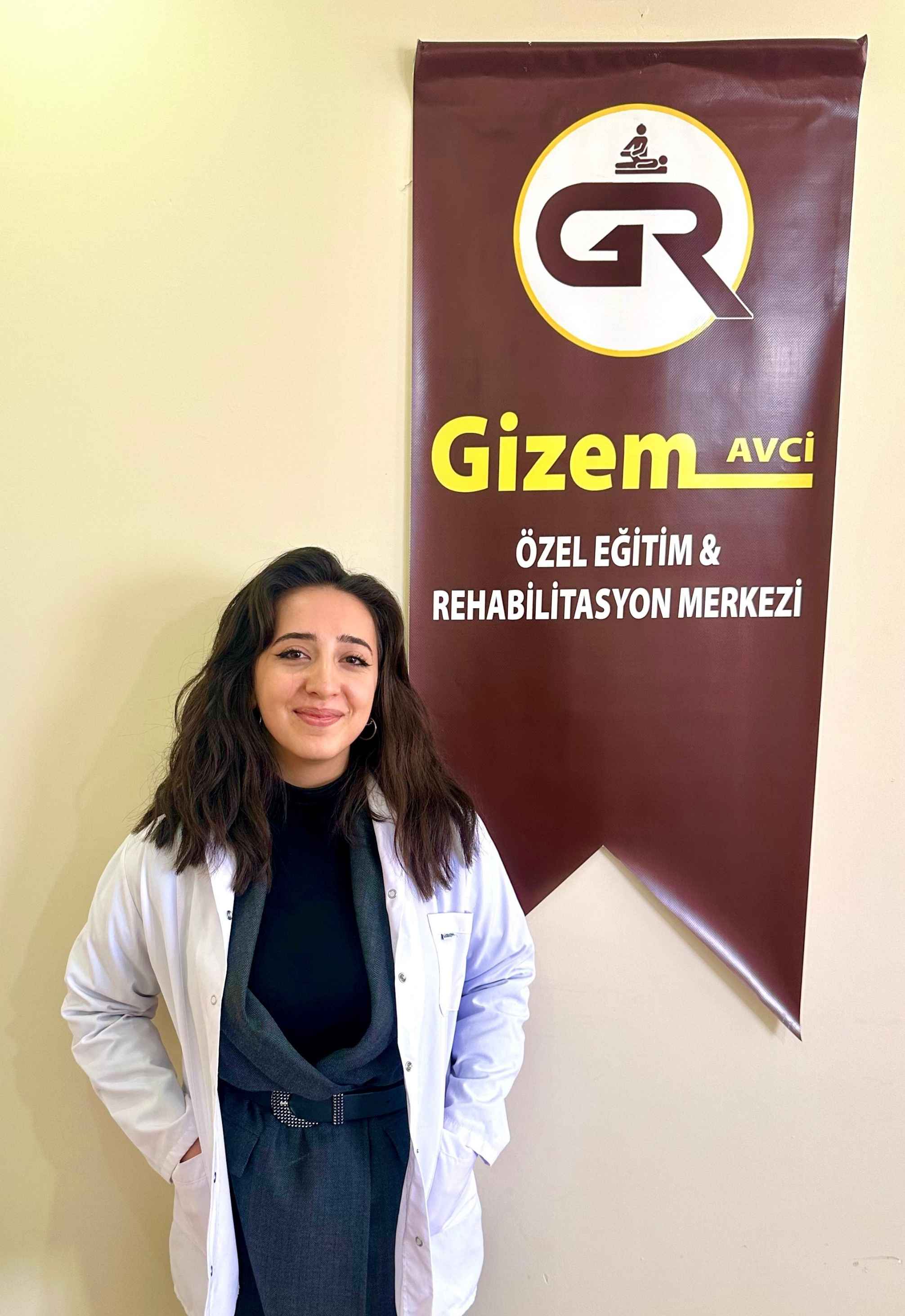 Ayşenur YILDIZOĞLU ÖZEL EĞİTİM UZMAN ÖĞRETİCİ