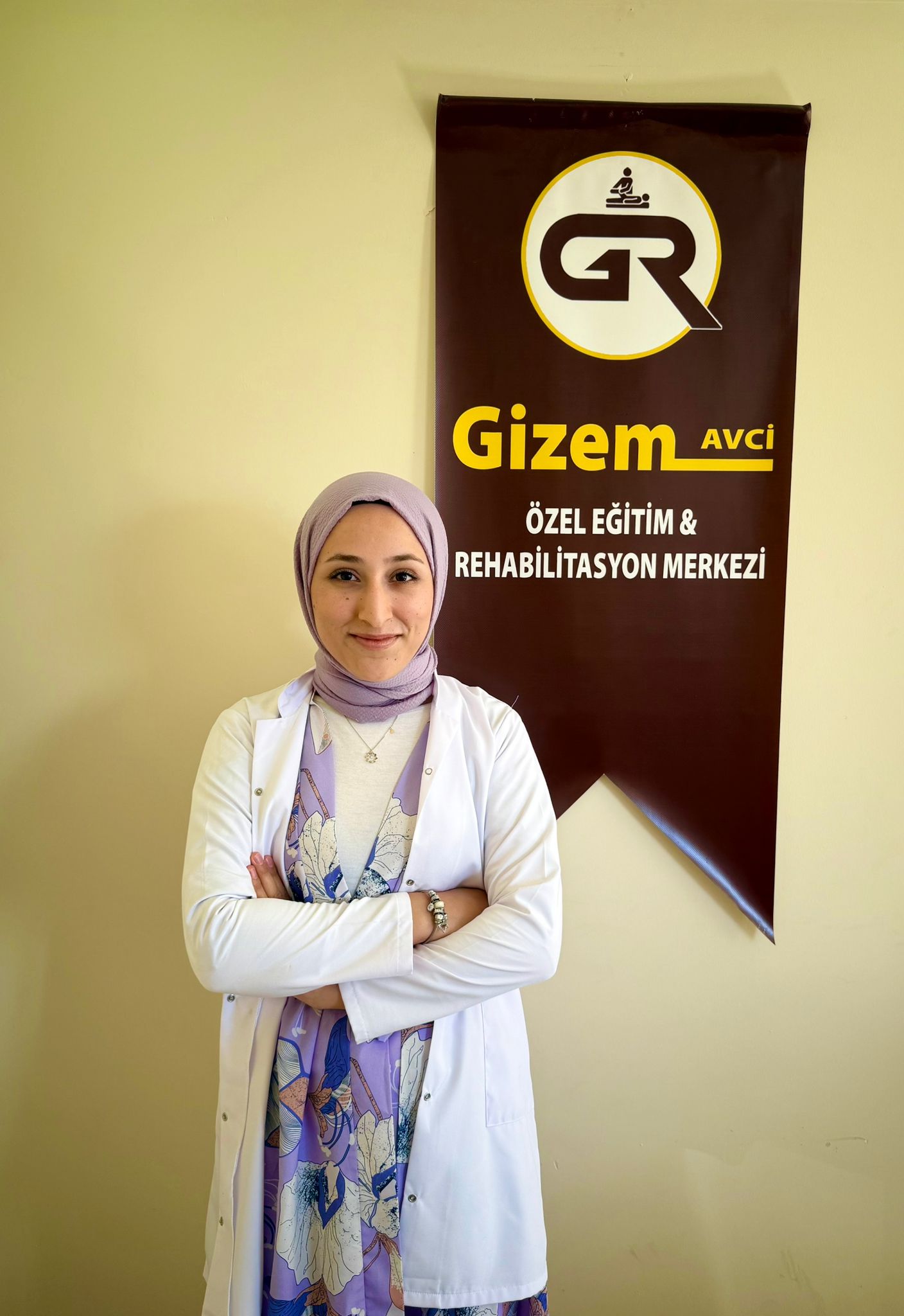 Ayşenur YILDIZOĞLU ÖZEL EĞİTİM UZMAN ÖĞRETİCİ